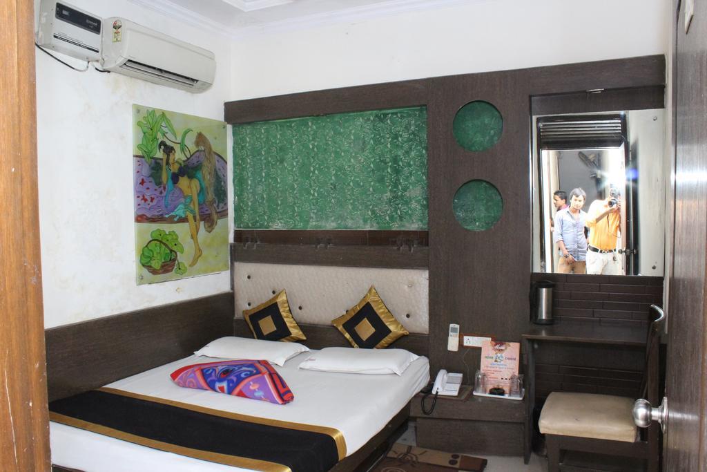 Hotel Shiv Palace Nuova Delhi Esterno foto